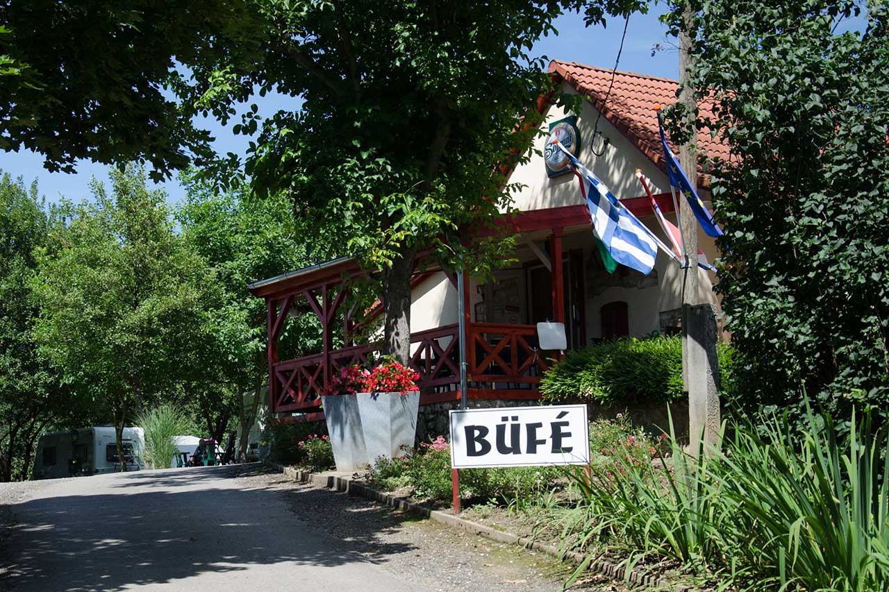 Camping Büfé (Cafeteria)