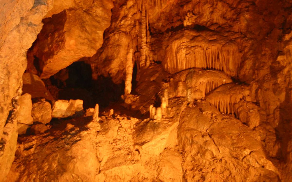 cave hungary