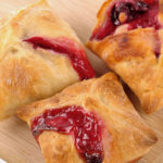 Puff pastries with jam