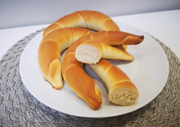 Milk croissant