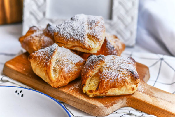 Puff pastries with quark